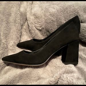 Vince Camuto black block heel pumps
